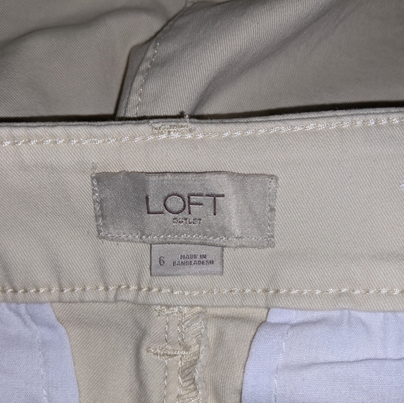 Loft Outlet, Women's 6, Bermuda Short, Cream/Light Tan - Picture 6 of 10